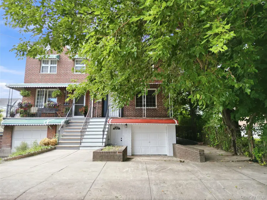 3325 Kingsland Avenue, Bronx, NY 10469 - #3