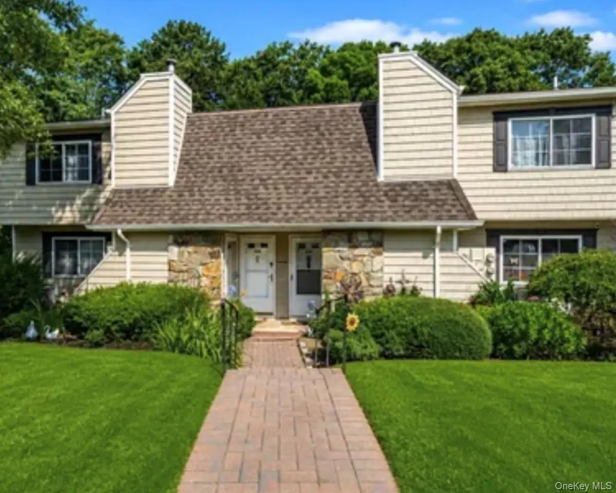 186 Lake Point Circle Cir #186, Middle Island, NY 11953 - #1