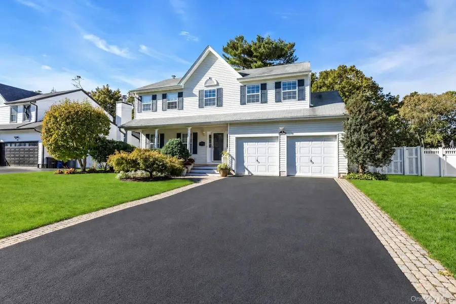 82 Division Avenue, East Islip, NY 11730 - #2