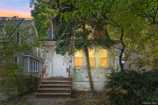 3814 Secor Avenue, Bronx, NY 10466