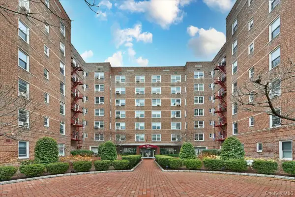 64-11 99th Street #116, Rego Park, NY 11374