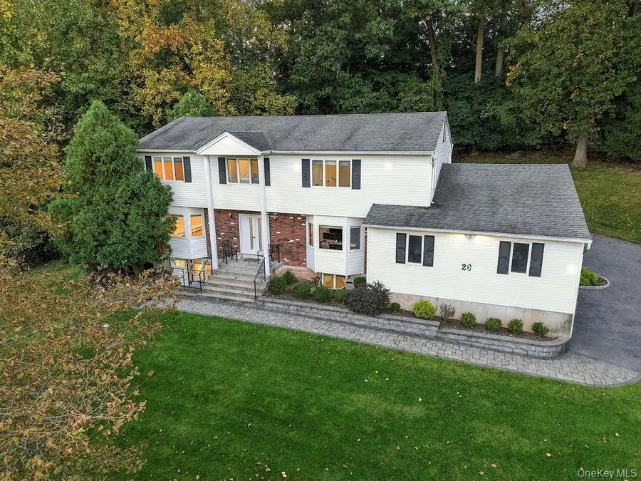 20 Algonquin Circle, Airmont, NY 10952 - #3