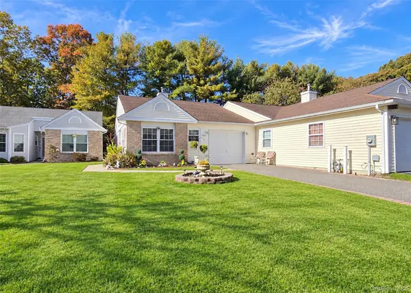 12 Pheasant Trail, Coram, NY 11727
