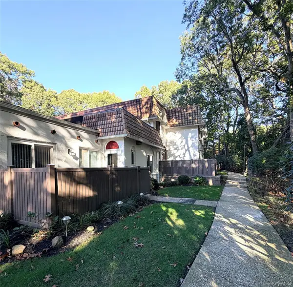 236 Skyline Drive, Coram, NY 11727