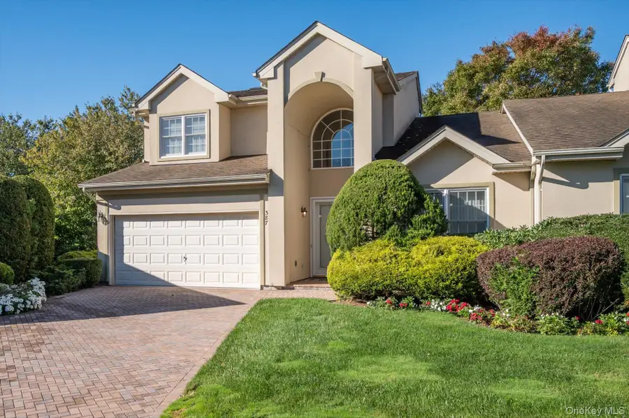 387 Altessa Boulevard, Melville, NY 11747 - #2