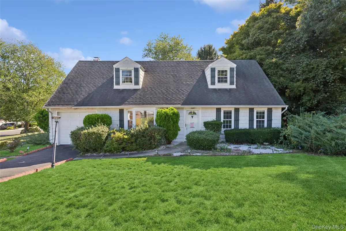 115 Rosemont Avenue, Farmingville, NY 11738 - #1