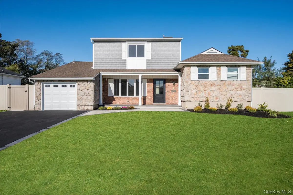 10 Autumn Lane, Amityville, NY 11701 - #1