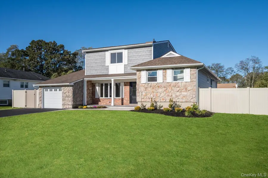 10 Autumn Lane, Amityville, NY 11701 - #3