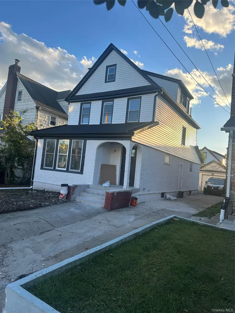 104-42 204 St, Saint Albans, NY 11412 - #2