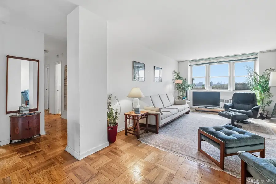 55 Knolls Crescent #4J, Bronx, NY 10463 - #3