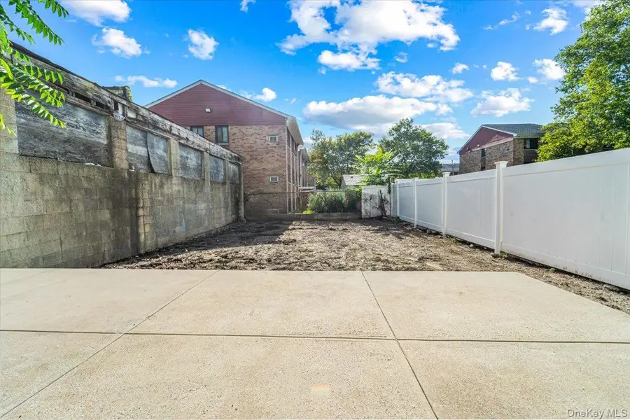 360 S 7th Avenue, Mount Vernon, NY 10550 - #3