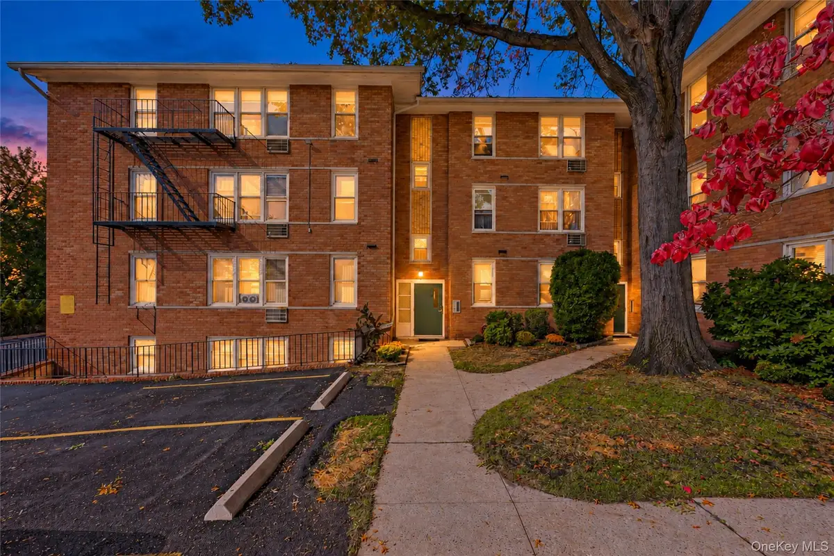 25 Trinity Place #3M, New Rochelle, NY 10805 - #1