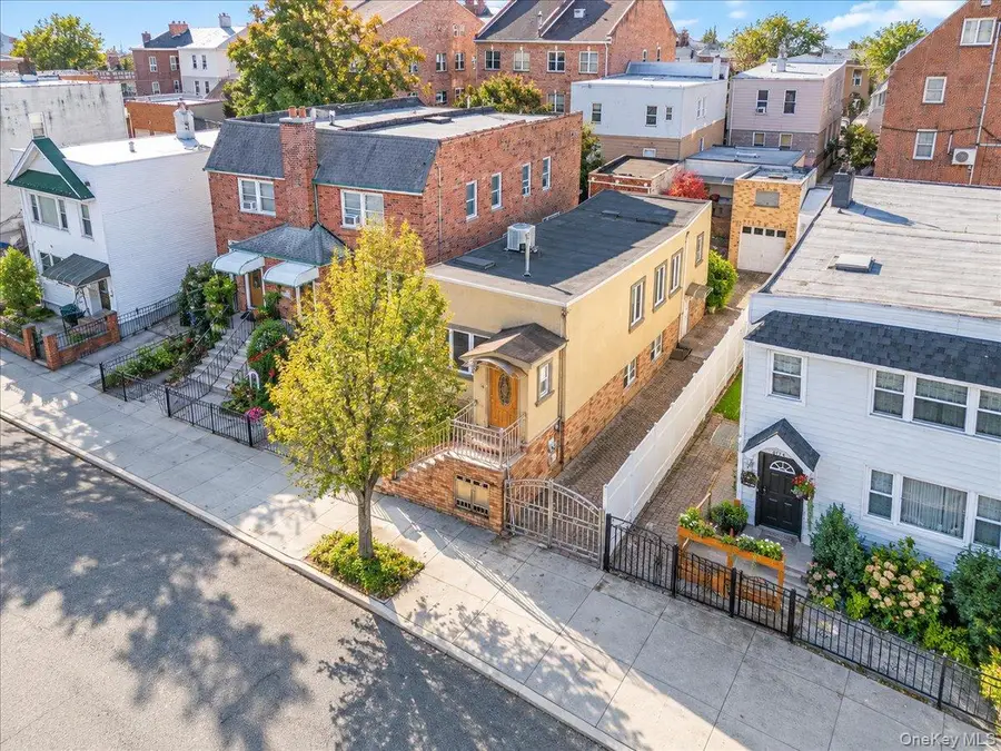 61-28 56th Avenue, Maspeth, NY 11378 - #3