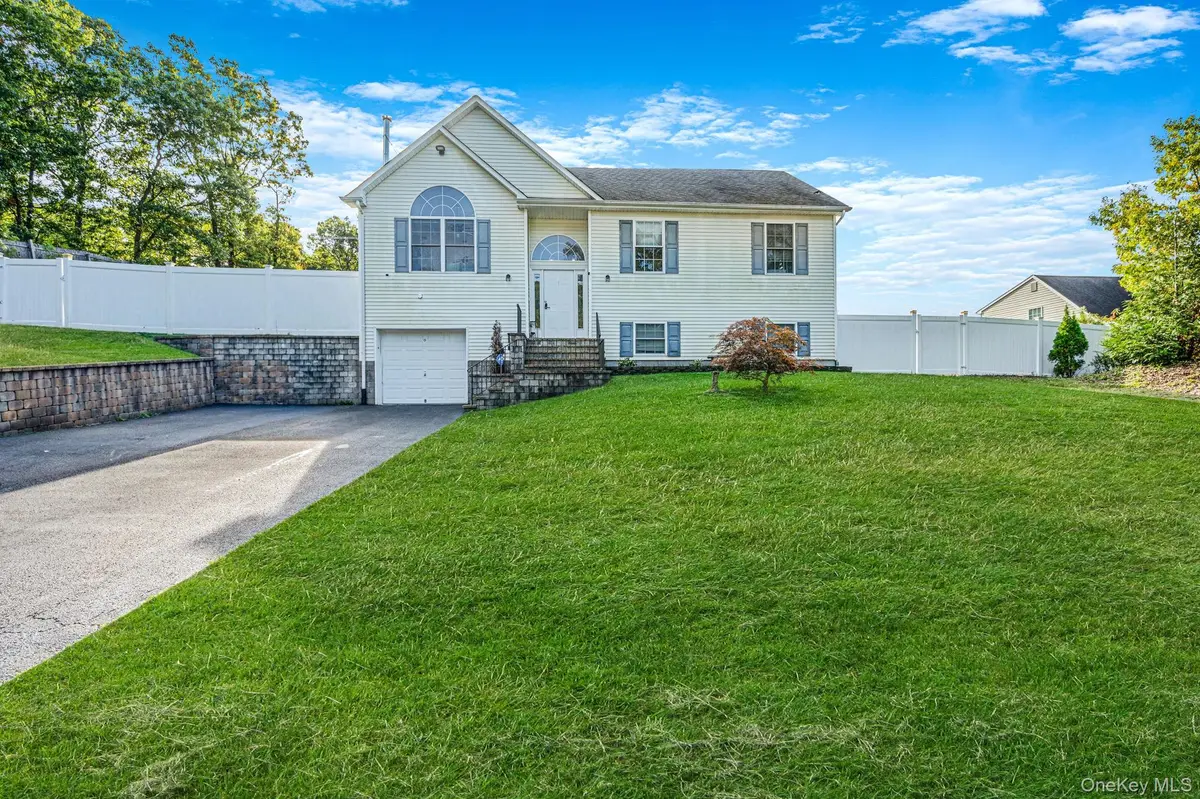 38 Monty Drive, Shirley, NY 11967 - #1