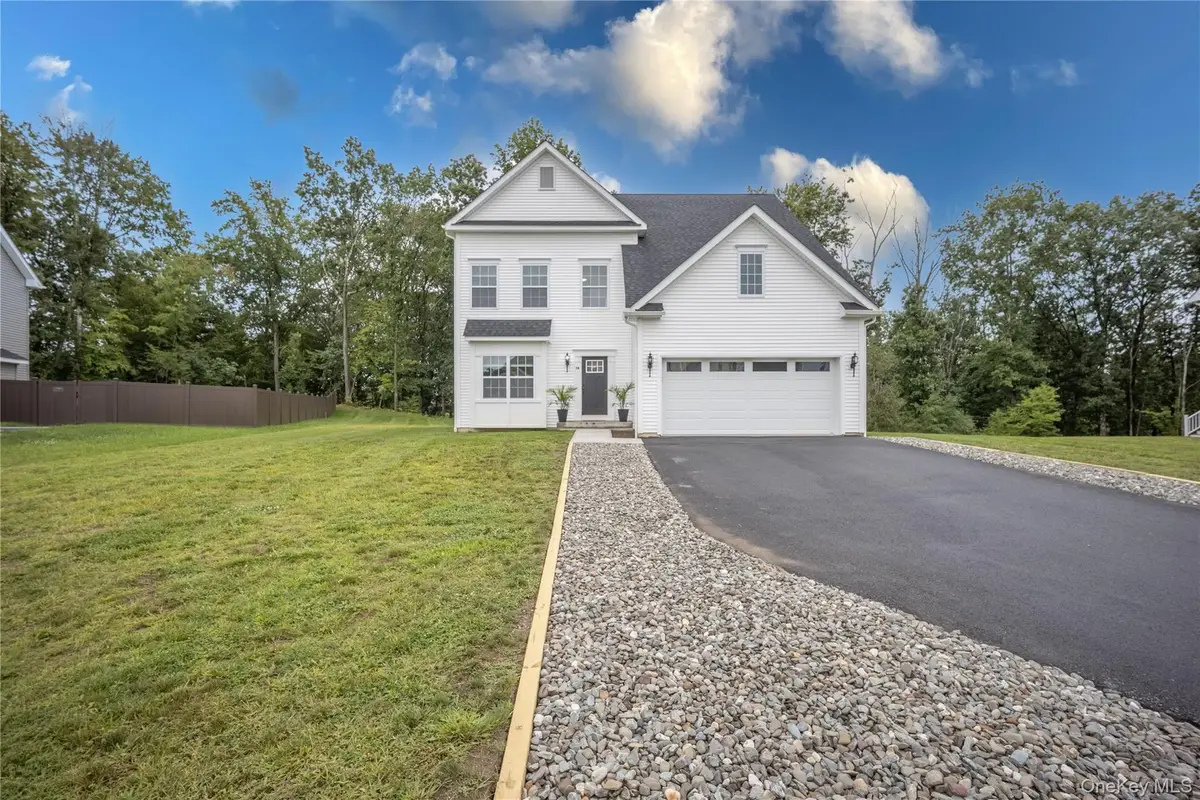 18 Page Court, Poughkeepsie, NY 12603 - #1