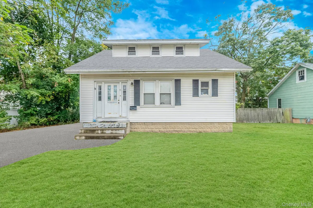 55 E Neck Court, West Babylon, NY 11704 - #1