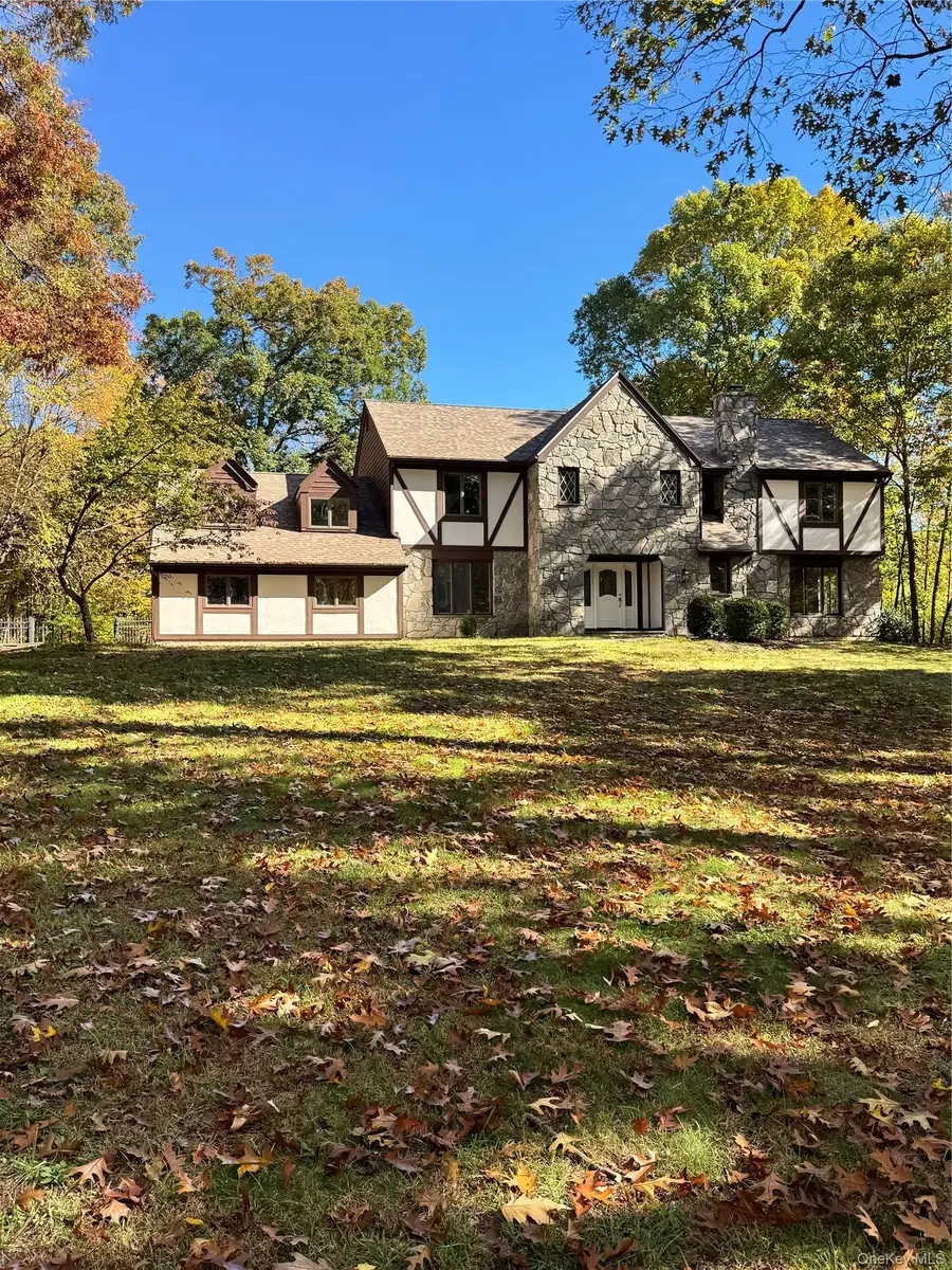 57 Innsbruck Boulevard, Hopewell Junction, NY 12533 - #2