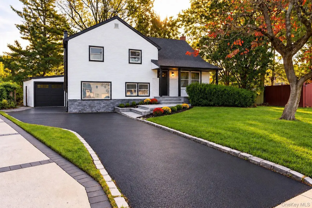 23 Library Lane, Plainview, NY 11803 - #1