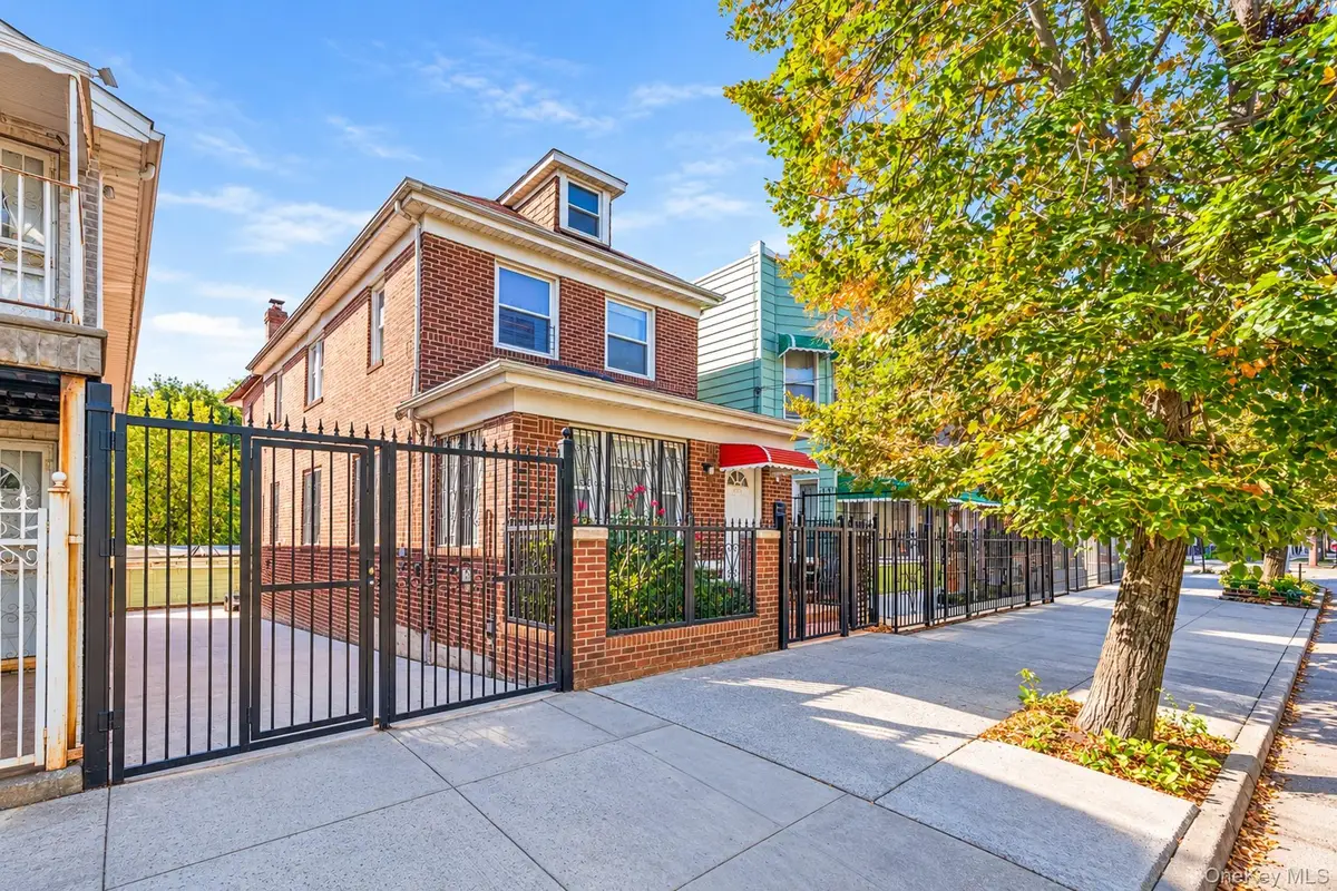 1766 Gleason Avenue, Bronx, NY 10472 - #1