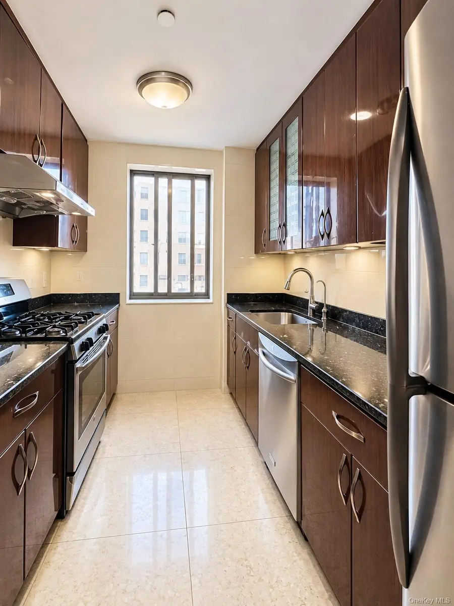 132-26 Avery Avenue #6A, Flushing, NY 11355 - #3