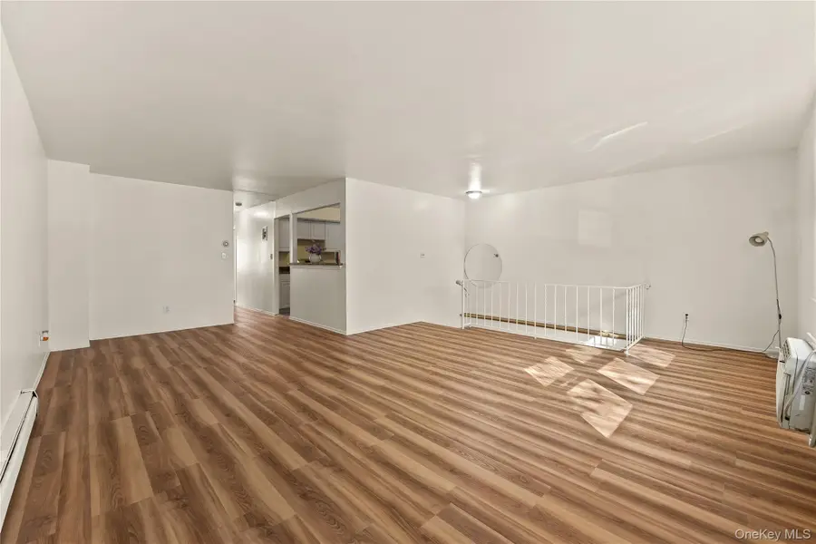240-29 68th Avenue, Douglaston, NY 11362 - #3