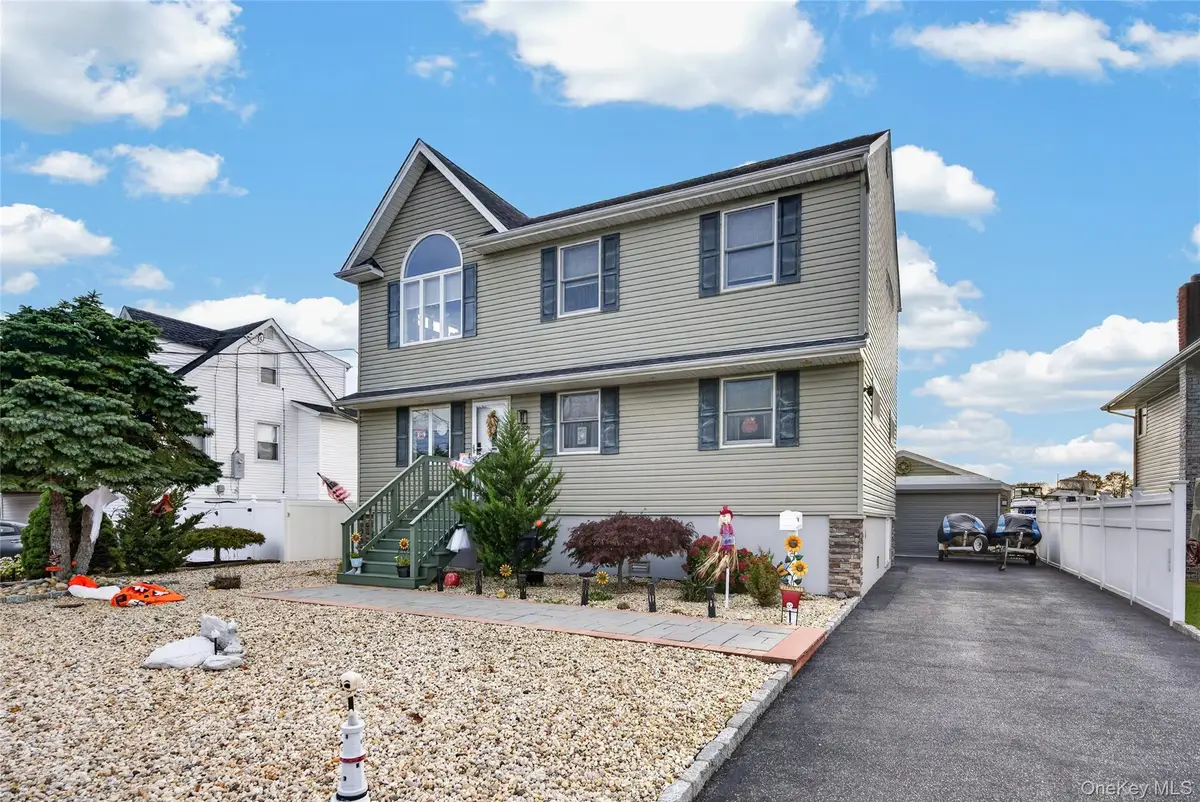 254 E Shore Road, Lindenhurst, NY 11757 - #1