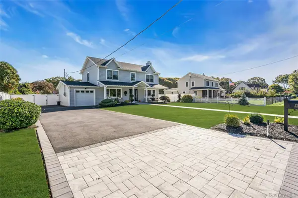 2289 Cedar Avenue, Ronkonkoma, NY 11779