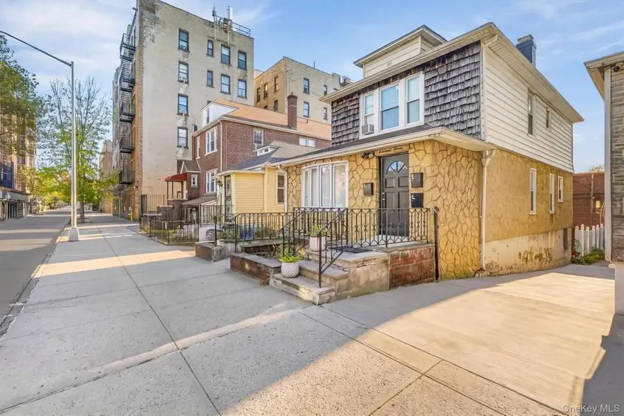 1711 Hobart Avenue, Bronx, NY 10461 - #3