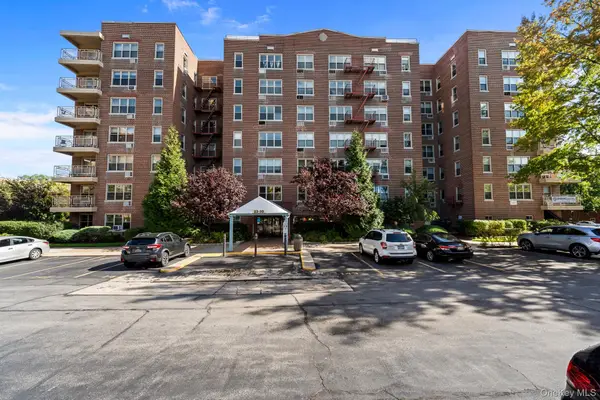23-35 Bell Boulevard #1E2, Bayside, NY 11360