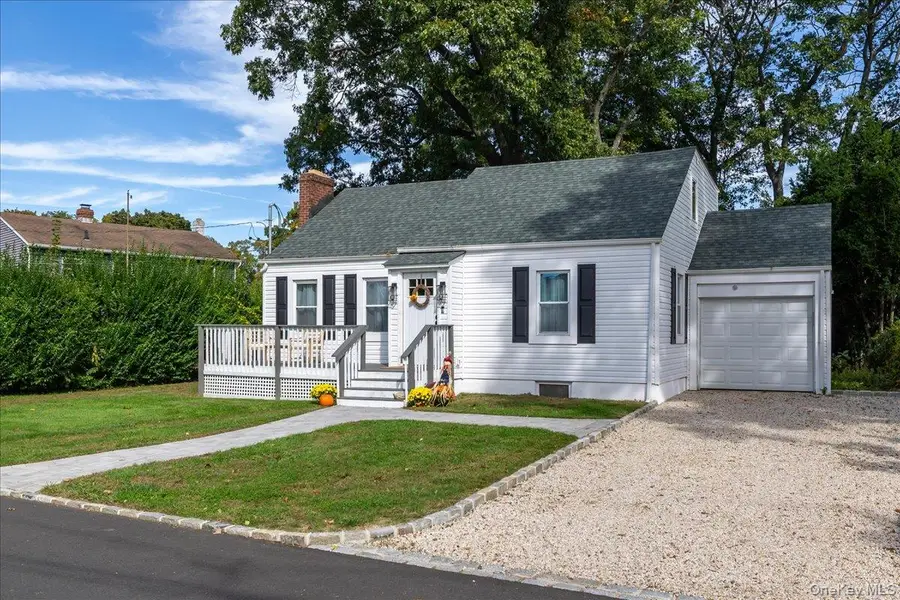 445 Coolidge Drive, Centerport, NY 11721 - #2