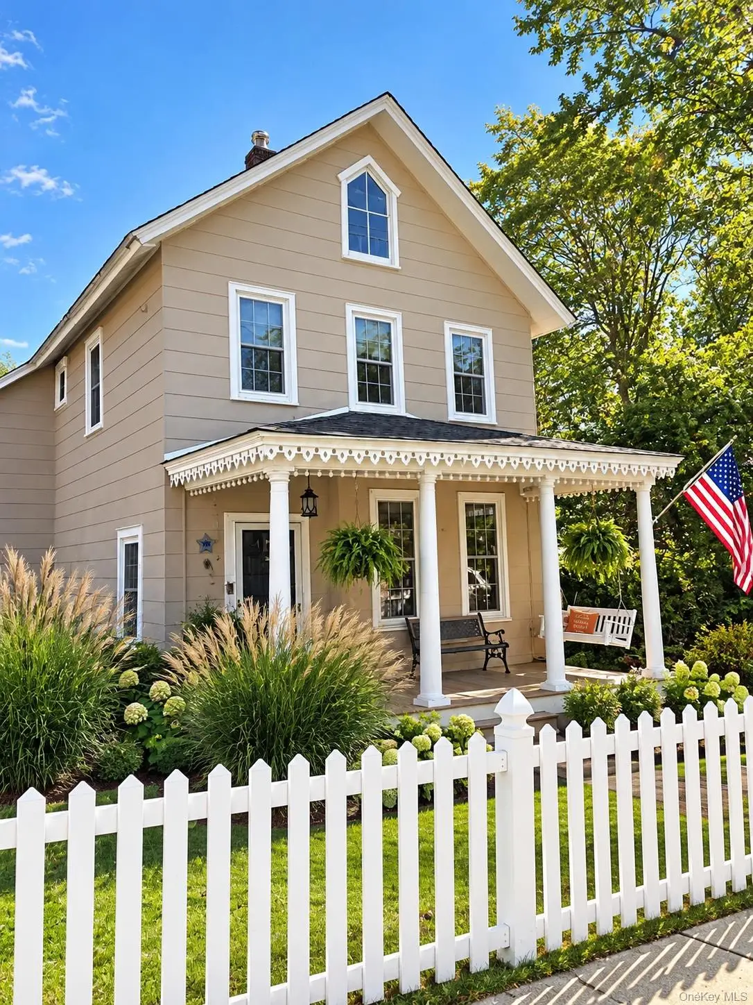 22 Grant Avenue, Farmingdale, NY 11735 - #1