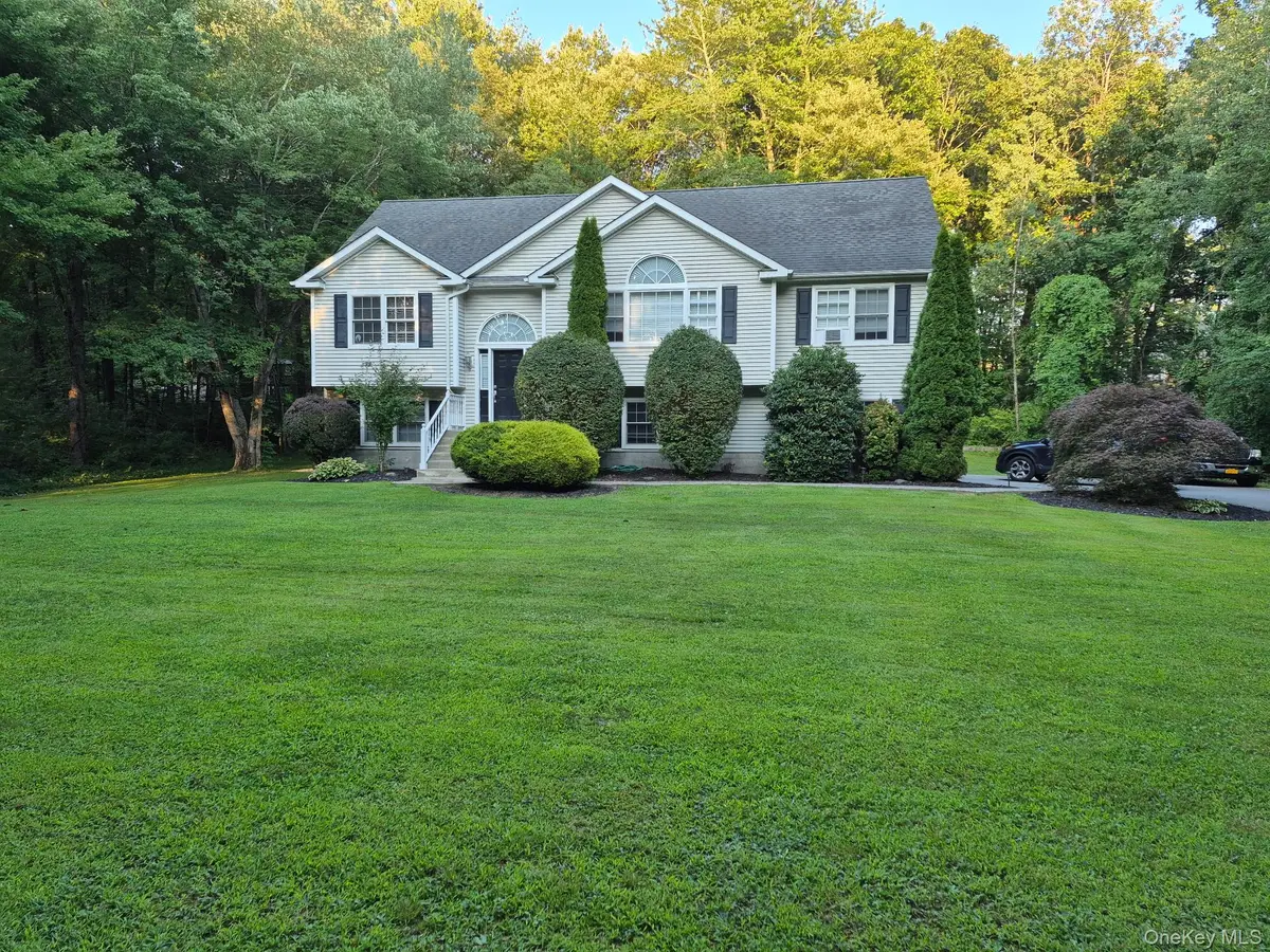 49 Hamilton Road, Hopewell Junction, NY 12533 - #1