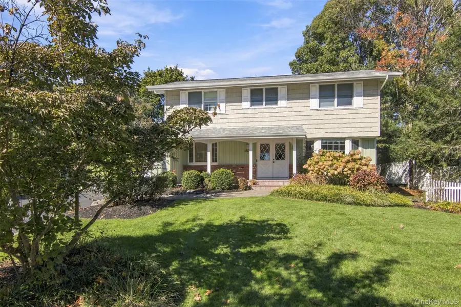 25 Cardinal Lane, Hauppauge, NY 11788 - #2