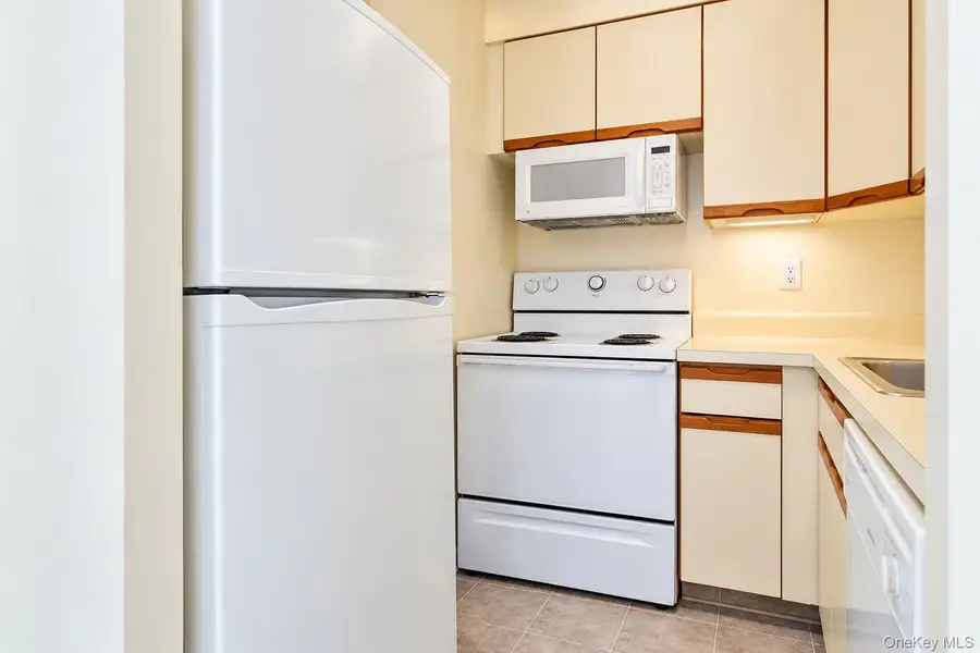 360 Shore Road #5A, Long Beach, NY 11561 - #3