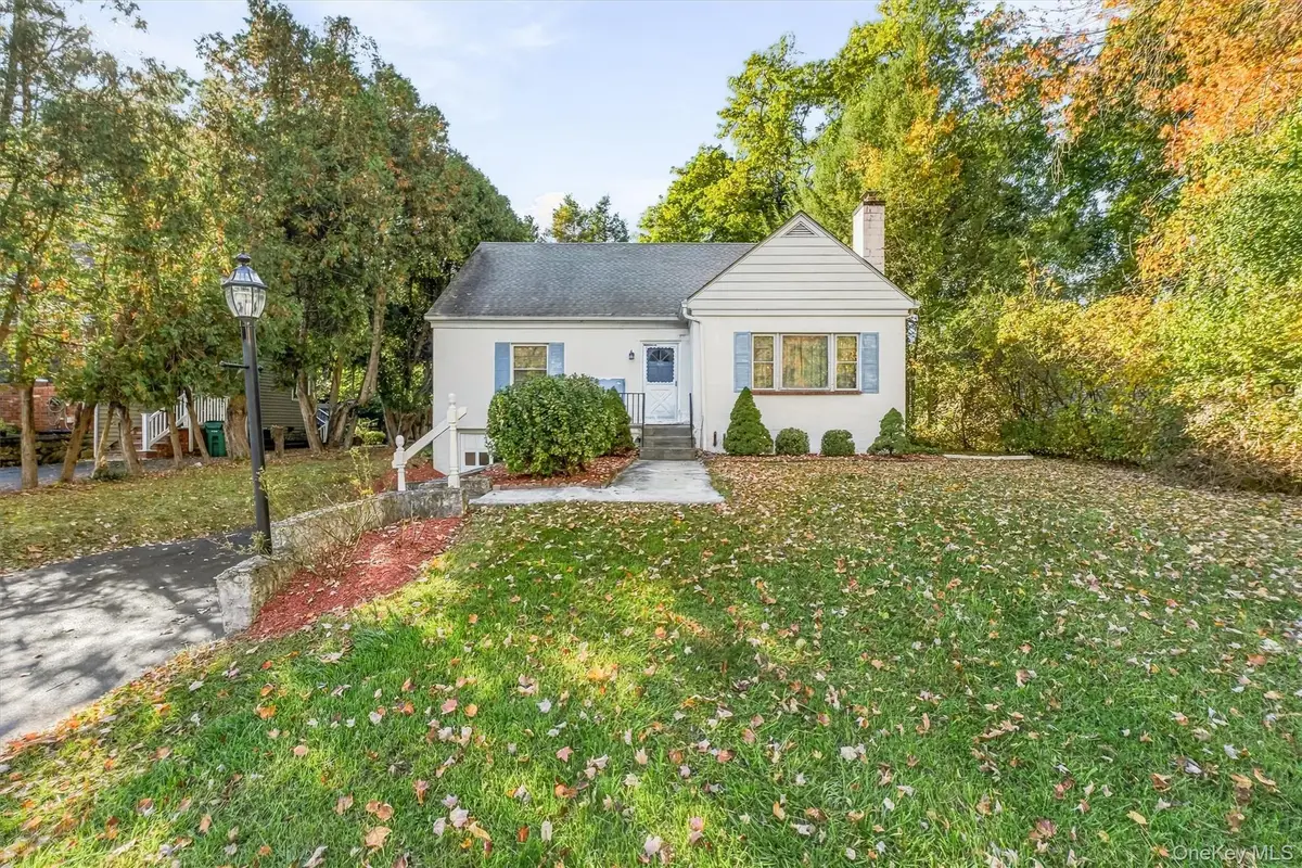 28 Center Avenue, Poughkeepsie, NY 12601 - #1