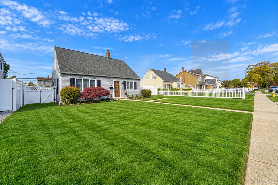 38 Anvil Lane, Levittown, NY 11756 - #2