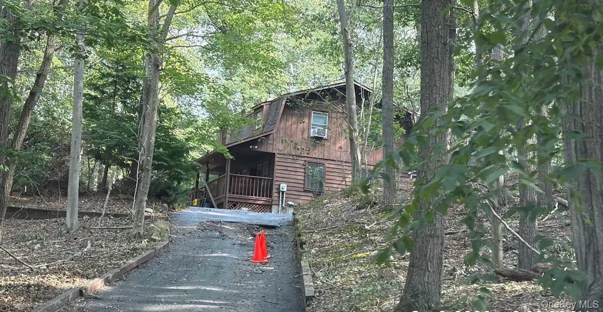 278 N Country Road, Wading River, NY 11792 - #1