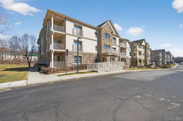 28 N De Baun Avenue #304, Airmont, NY 10901