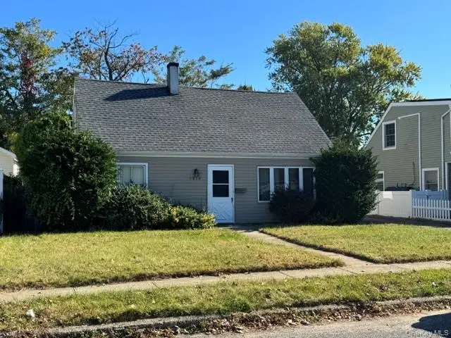 1419 Harding Street, Bellmore, NY 11710 - #2