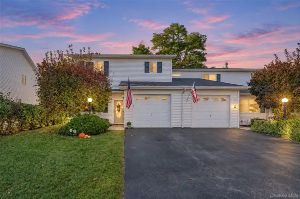 206 Tamerisk Lane, New Windsor, NY 12553