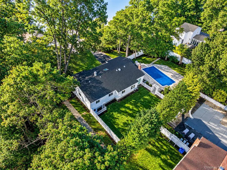 67 Chestnut Street, Coram, NY 11727 - #3
