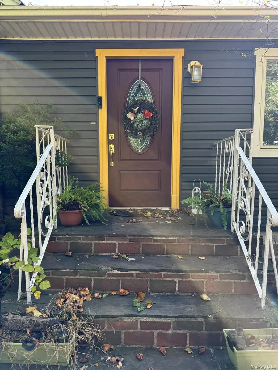 123 Johns Neck Road, Shirley, NY 11967 - #2