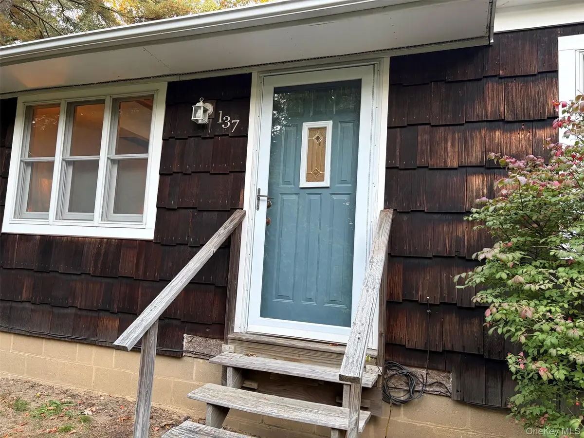 137 Panamoka Trail, Ridge, NY 11961 - #1