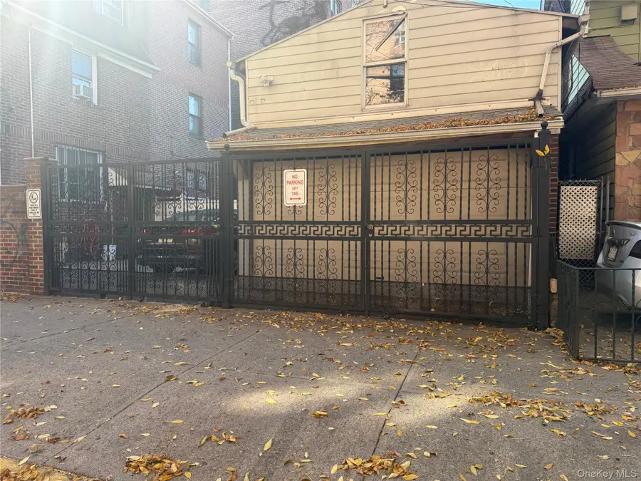 91-43 Lamont Avenue, Elmhurst, NY 11373 - #2