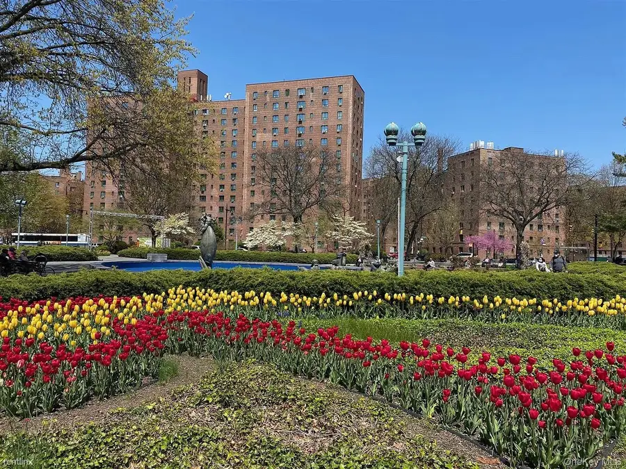 1490 East Avenue #4A, Bronx, NY 10462 - #2
