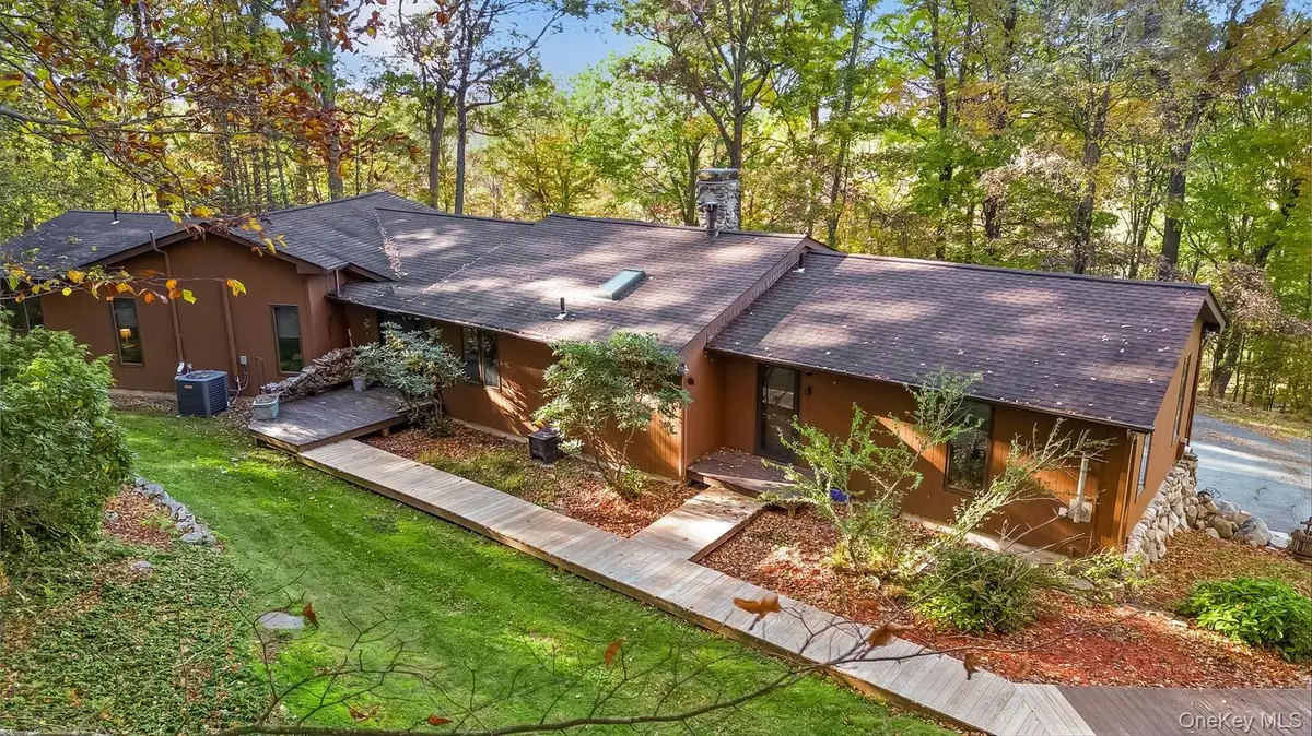 38 Chapel Court, Pine Bush, NY 12566 - #1