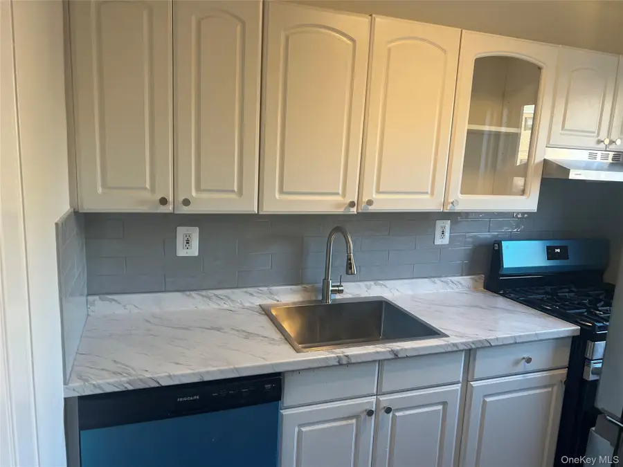80-59 Shore Parkway #1R, Howard Beach, NY 11414 - #3