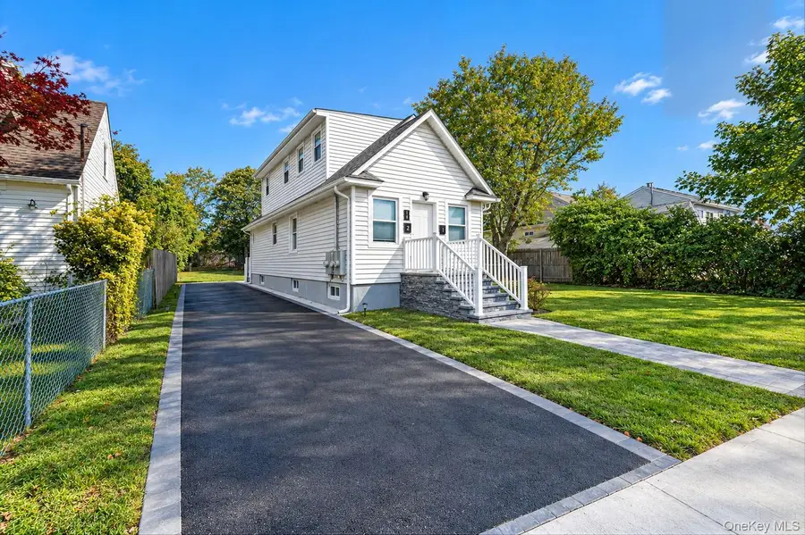 14 Perkal Street, Bay Shore, NY 11706 - #2
