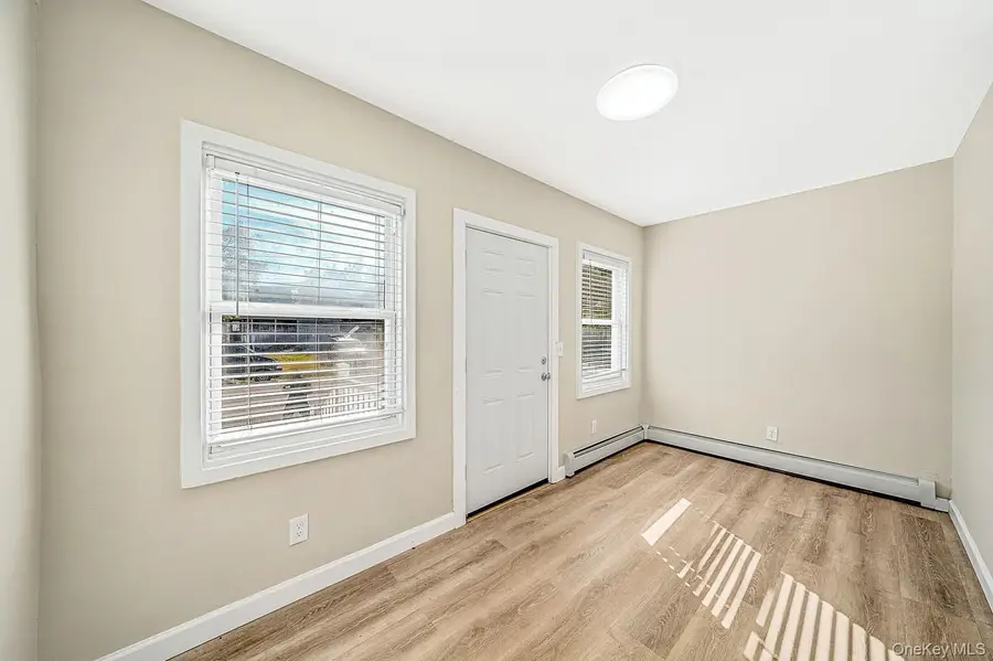 14 Perkal Street, Bay Shore, NY 11706 - #3