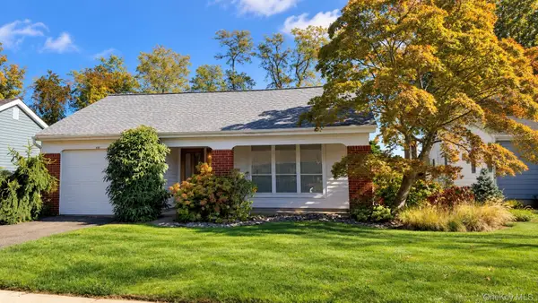 434 Kingston Drive #434, Ridge, NY 11961
